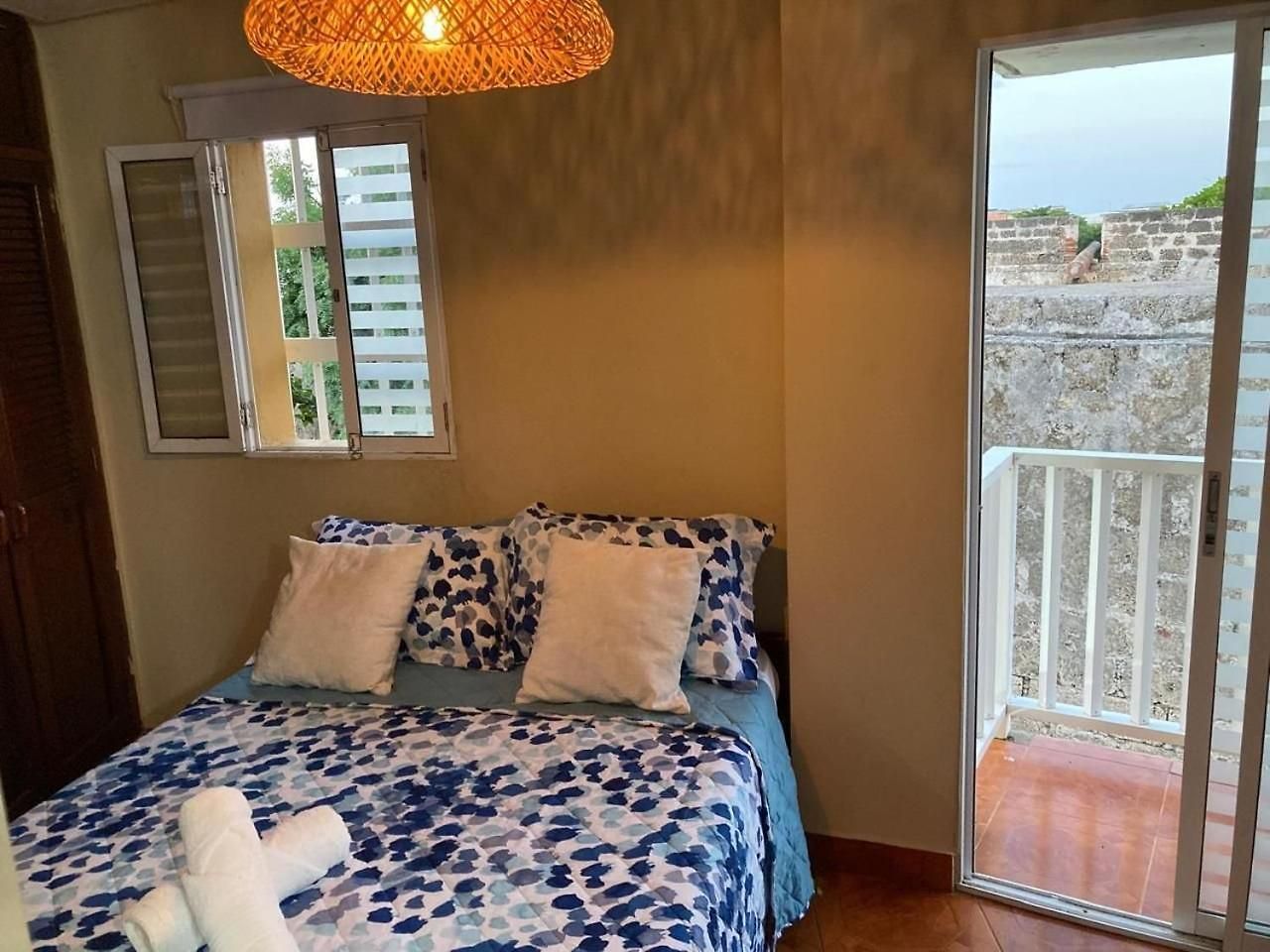 En La Ciudad Amurallada Cerca De Todo Apartamento